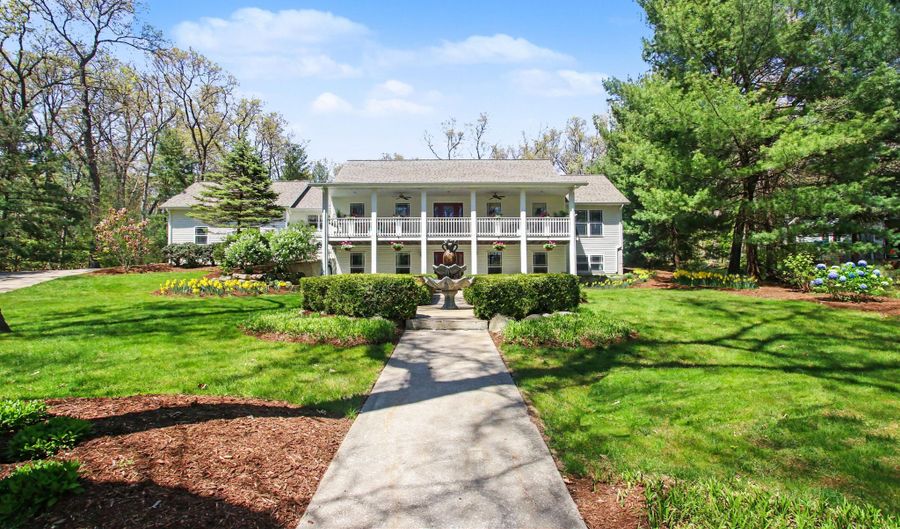 4137 Monroe Rd, Allegan, MI 49010 - 5 Beds, 3 Bath