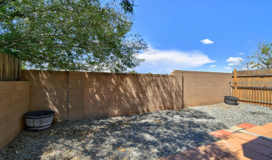 723 MESA DEL RIO St NW, Albuquerque, NM 87121 - 3 Beds, 3 Bath