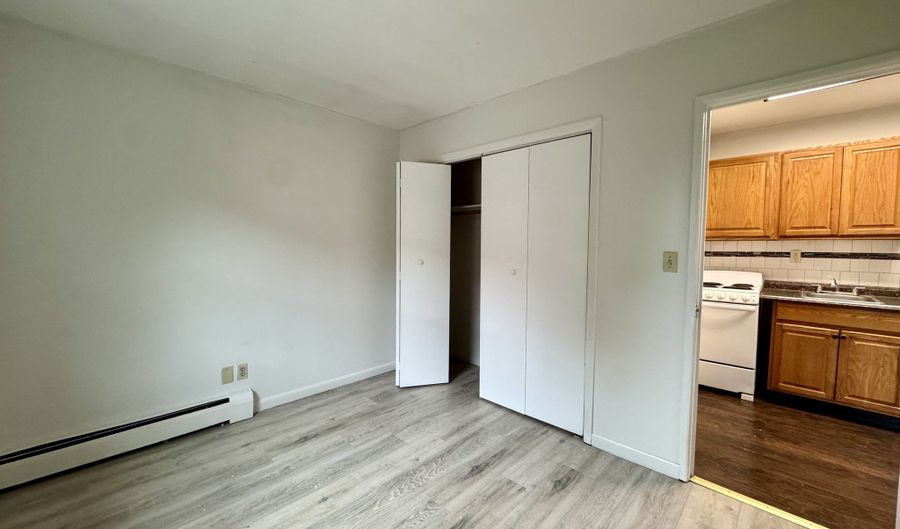 145 Cowles St C2, Bridgeport, CT 06607 - 1 Beds, 1 Bath