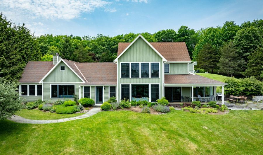 64 Dug Rd, Accord, NY 12404 - 3 Beds, 3 Bath