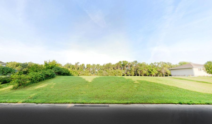 12945 Prairiewood Dr, Aberdeen, SD 57401 - 0 Beds, 0 Bath