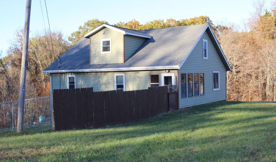 7063 E State Road 54 Rd, Bloomfield, IN 47424 - 3 Beds, 2 Bath