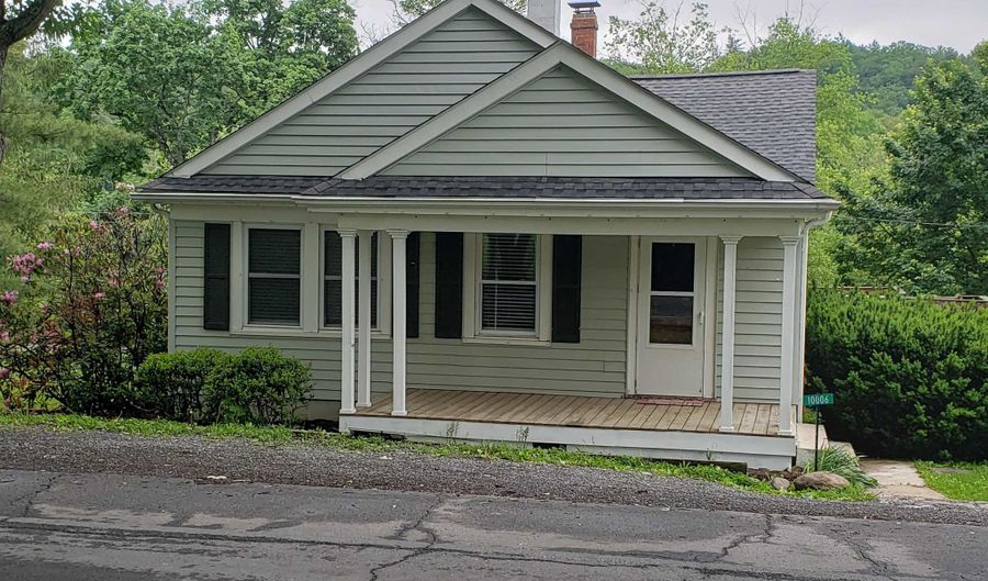 10006 JACKSON RIVER Tpke, Bacova, VA 24412 - 3 Beds, 2 Bath