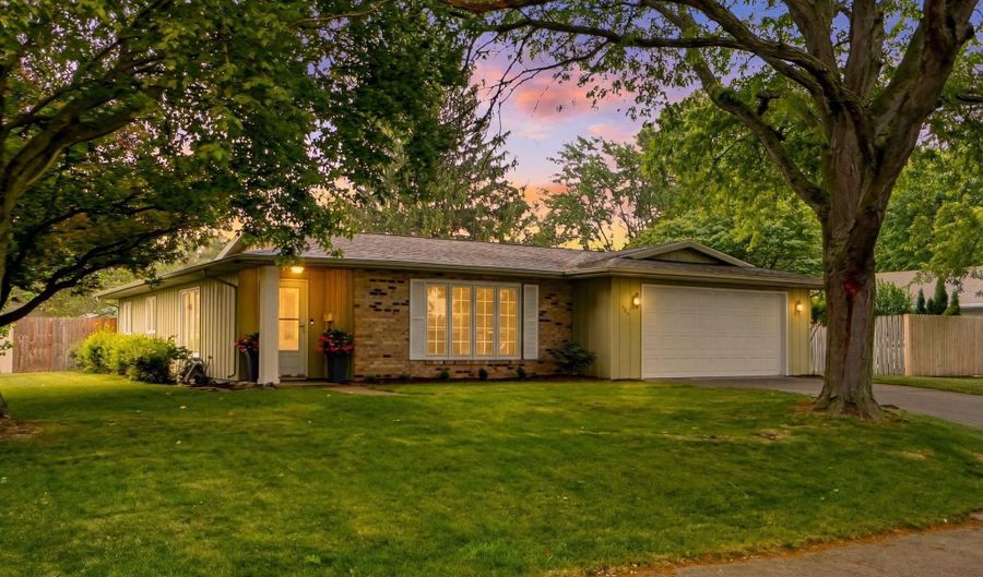 500 Greenbriar Blvd, Auburn, IN 46706 - 3 Beds, 2 Bath
