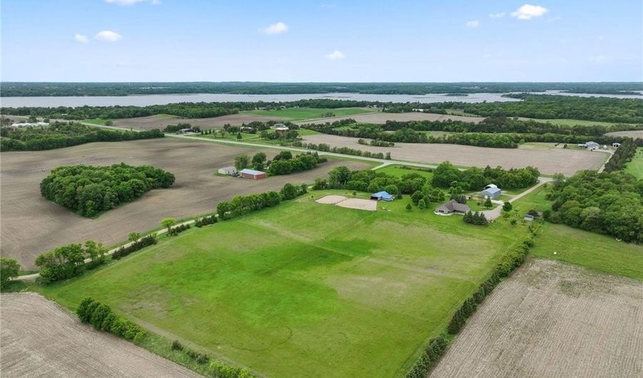 11166 State Highway 24 NW, Annandale, MN 55302 - 3 Beds, 2 Bath