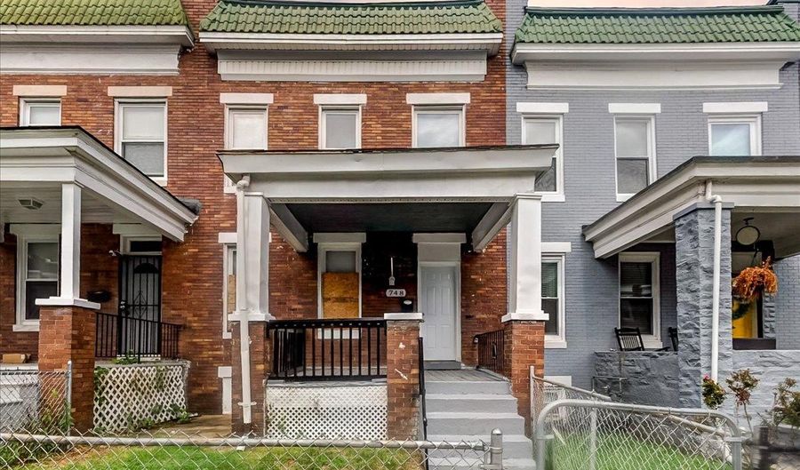 748 N GRANTLEY St, Baltimore, MD 21229 - 3 Beds, 3 Bath