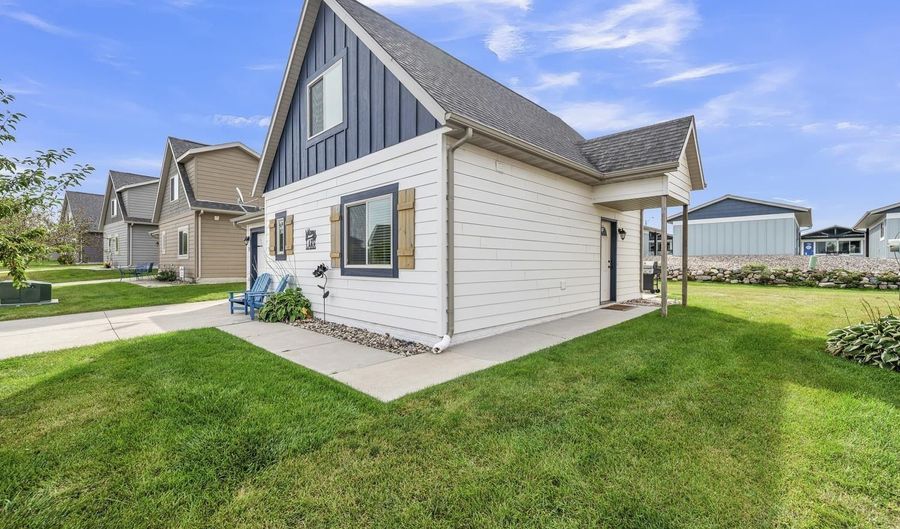 290 240th Ave #71, Arnolds Park, IA 51331 - 2 Beds, 1 Bath