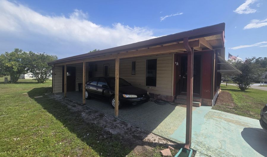 623 Marlin Cir, Barefoot Bay, FL 32976 - 2 Beds, 2 Bath