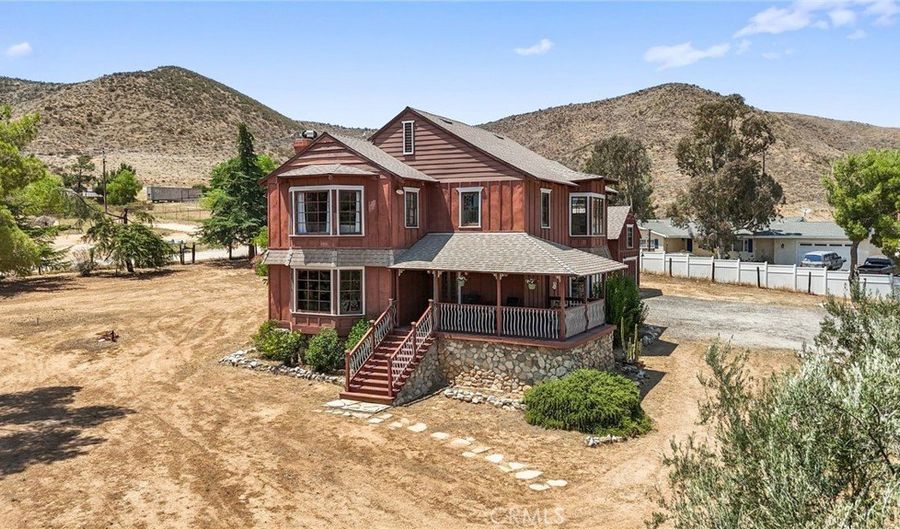10821 Los Jordans Rd, Agua Dulce, CA 91390 - 3 Beds, 2 Bath