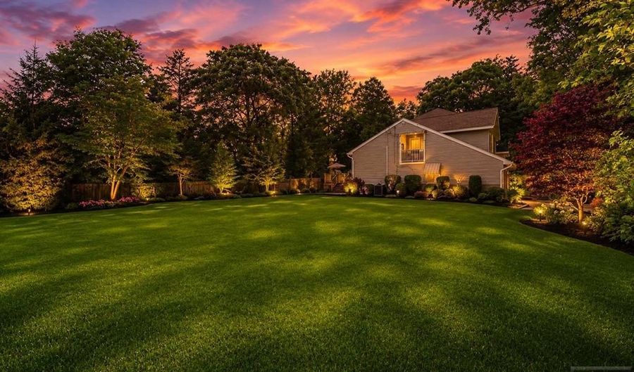18 Monument Ln, Alpine, NJ 07620 - 5 Beds, 4 Bath