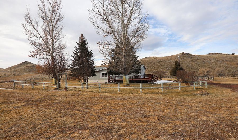 167 Coal Creek Rd, Clearmont, WY 82835 - 3 Beds, 2 Bath