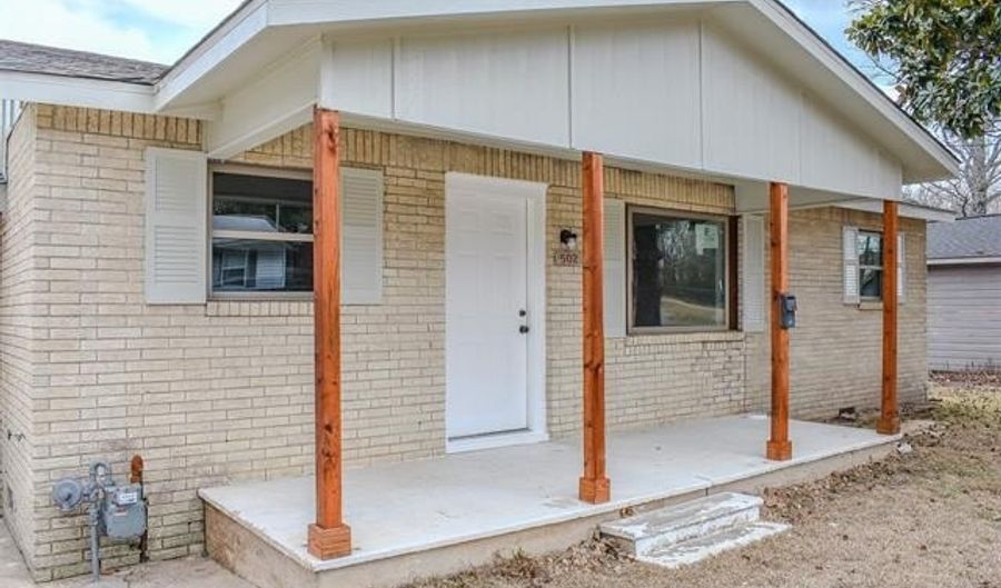 502 NE G St, Antlers, OK 74523 - 3 Beds, 2 Bath