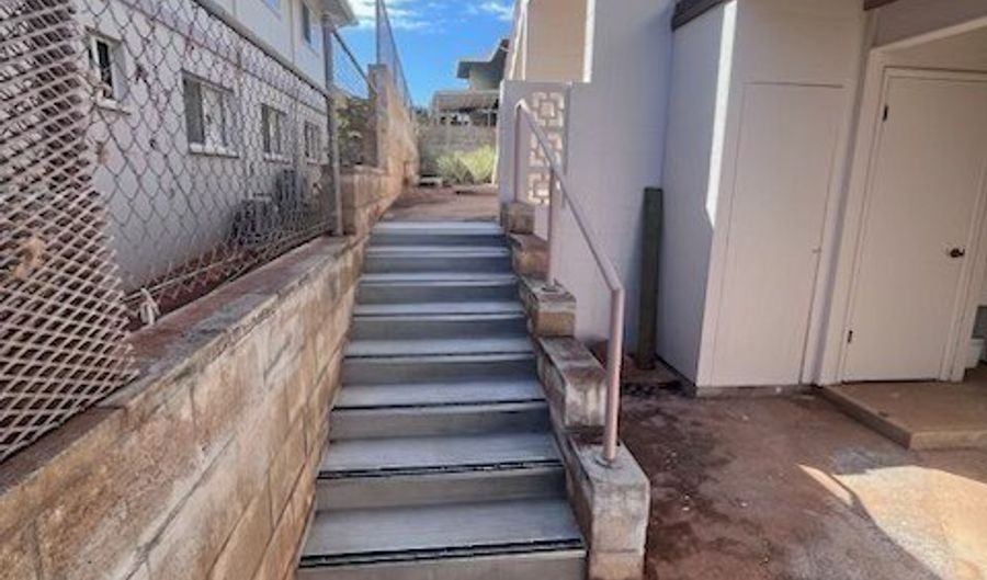 718 20th Ave, Honolulu, HI 96816 - 2 Beds, 1 Bath
