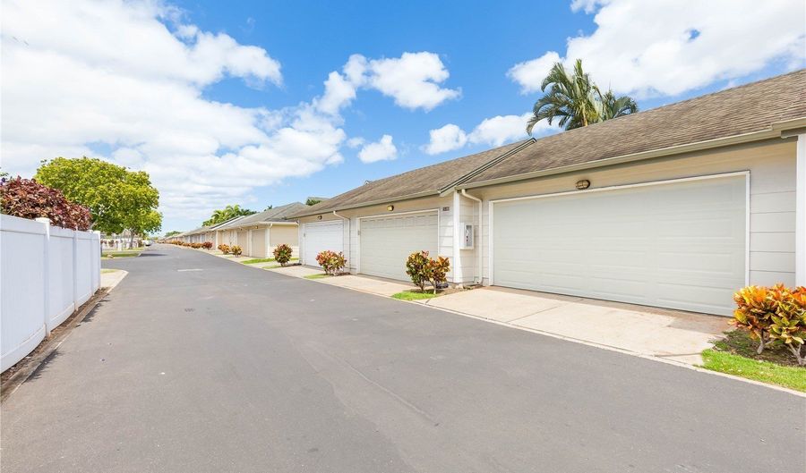 91-1101 Keoneula Blvd J3, Ewa Beach, HI 96706 - 2 Beds, 3 Bath