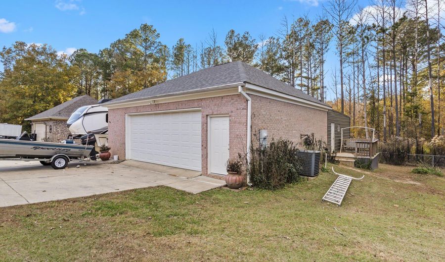 117 Hollybush Pl, Brandon, MS 39047 - 4 Beds, 2 Bath