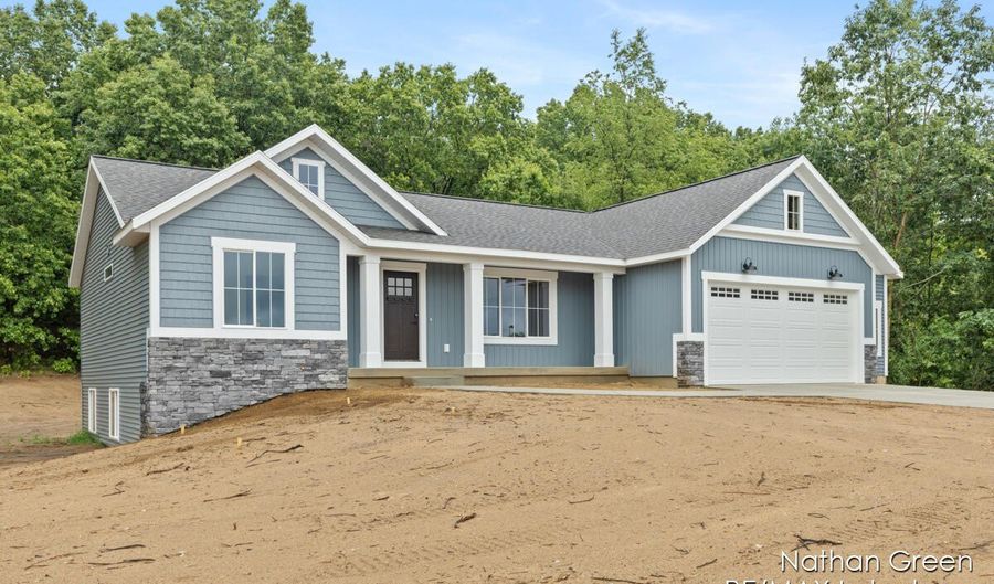 1775 34th St, Allegan, MI 49010 - 3 Beds, 2 Bath