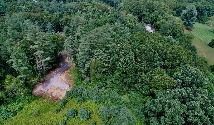 Roberts Rd, Athens, OH 45701 - 0 Beds, 0 Bath