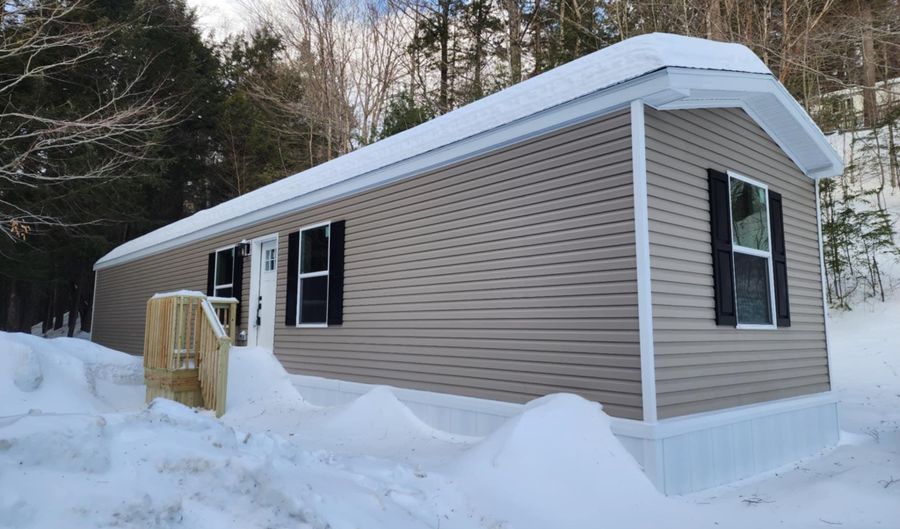 8 Deepwood Dr, Brattleboro, VT 05301 - 3 Beds, 2 Bath