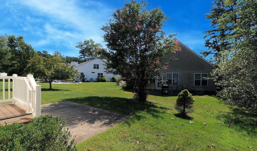 10 Vineyard Way, Barnegat, NJ 08005 - 2 Beds, 2 Bath