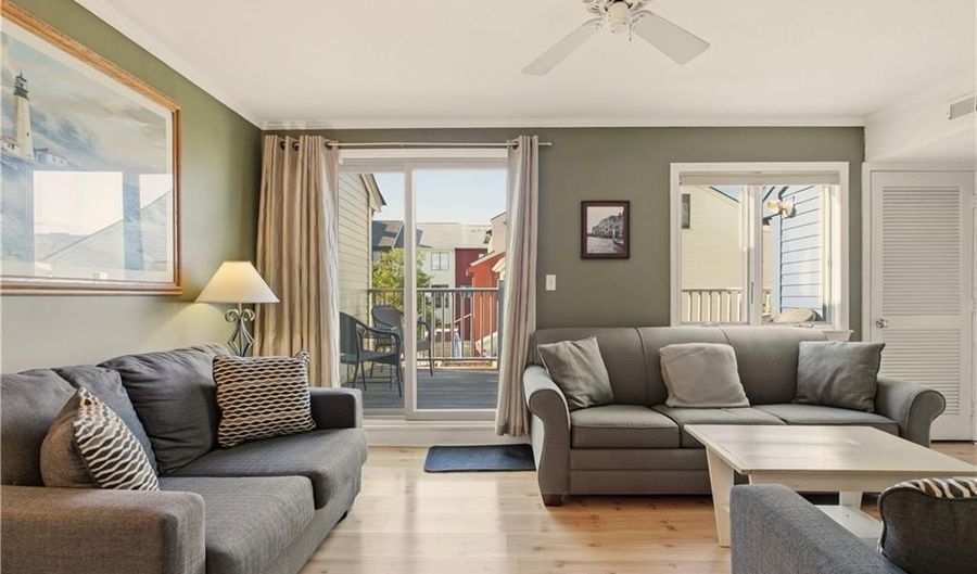 216 Goddard Row, Newport, RI 02840 - 2 Beds, 2 Bath