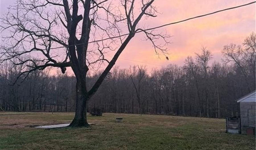 2230 Little River Rd, Asheboro, NC 27205 - 2 Beds, 1 Bath