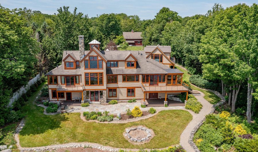 27 Jasmine Way, Belfast, ME 04915 - 5 Beds, 5 Bath