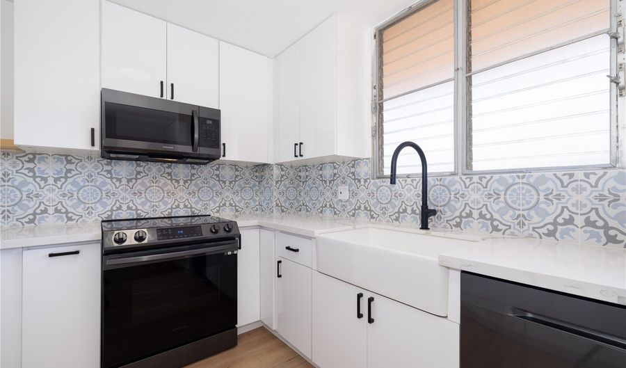 975 Ala Lilikoi St 503, Honolulu, HI 96818 - 2 Beds, 2 Bath