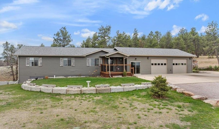 19144 High Pines Ln, Belle Fourche, SD 57717 - 4 Beds, 3 Bath