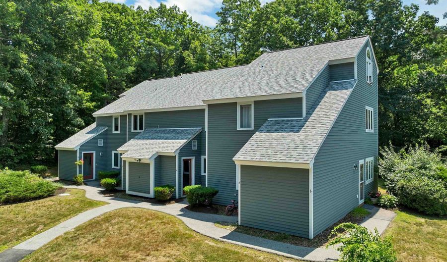 36 Circle Dr 1, Ashland, NH 03217 - 1 Beds, 1 Bath