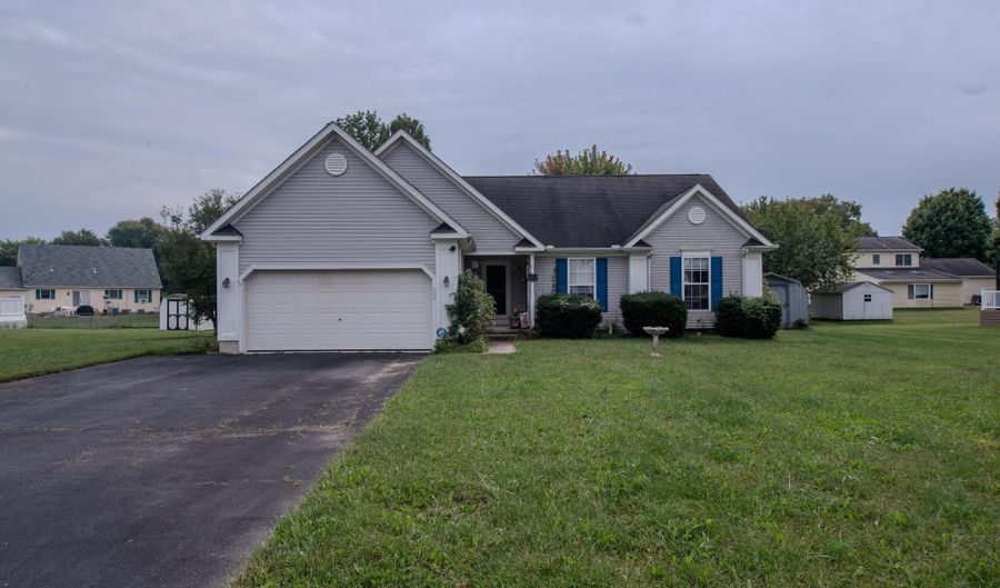 202 W DARBY Cir, Dover, DE 19904 - 3 Beds, 2 Bath