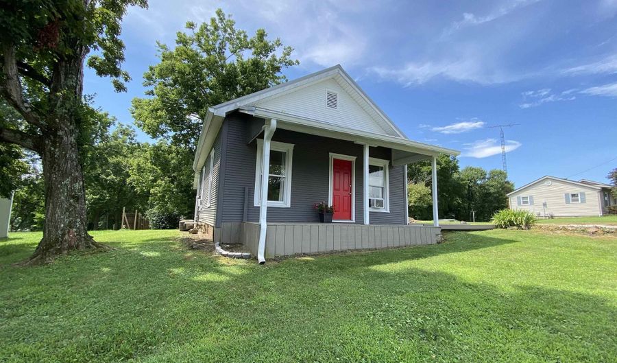 122 17th St, Bedford, IN 47421 - 2 Beds, 1 Bath
