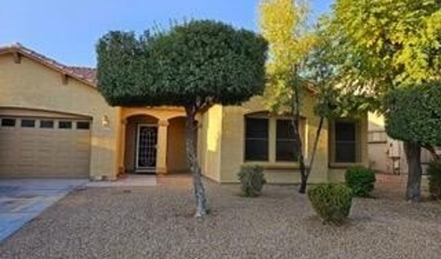 11664 W RIO VISTA Ln, Avondale, AZ 85323 - 3 Beds, 2 Bath