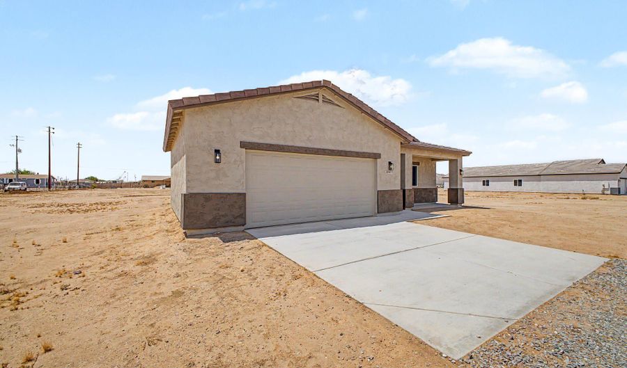 20411 W MOUNTAIN SAGE Dr, Buckeye, AZ 85326 - 4 Beds, 2 Bath
