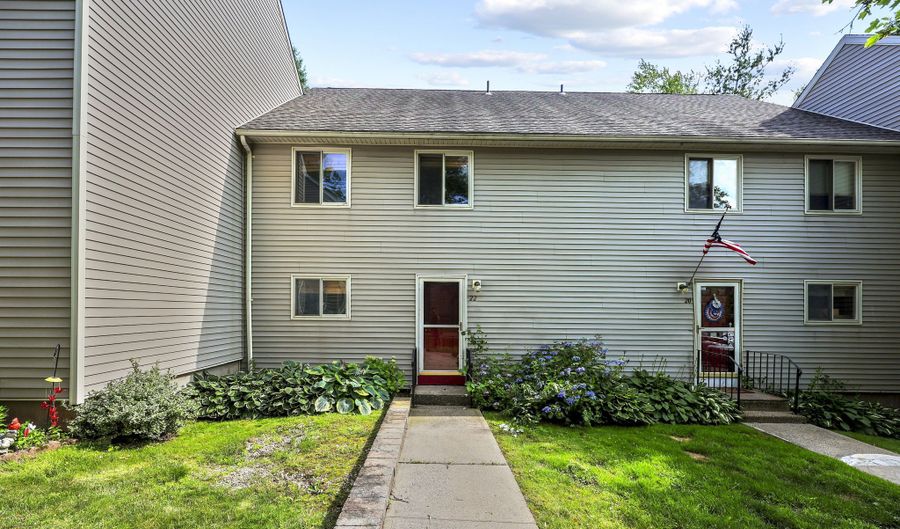 22 Mohawk Ct 22, Cromwell, CT 06416 - 3 Beds, 2 Bath