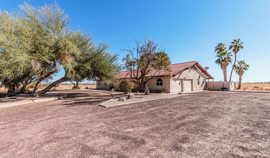 3279 E SELMA Hwy, Casa Grande, AZ 85194 - 4 Beds, 3 Bath