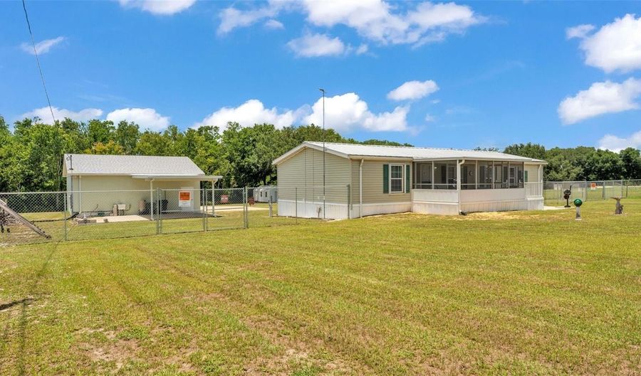 620 HOWARD Rd, Auburndale, FL 33823 - 3 Beds, 2 Bath