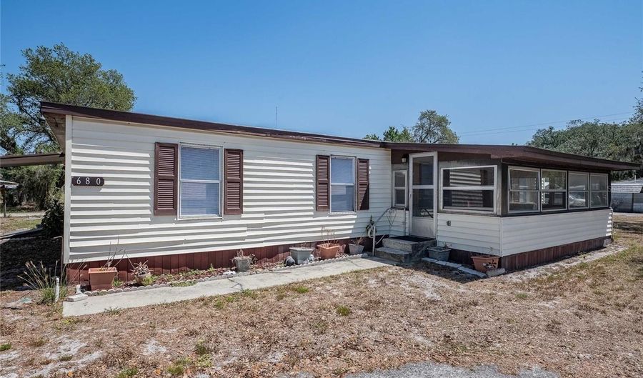 680 OLD DIXIE Hwy, Auburndale, FL 33823 - 3 Beds, 2 Bath