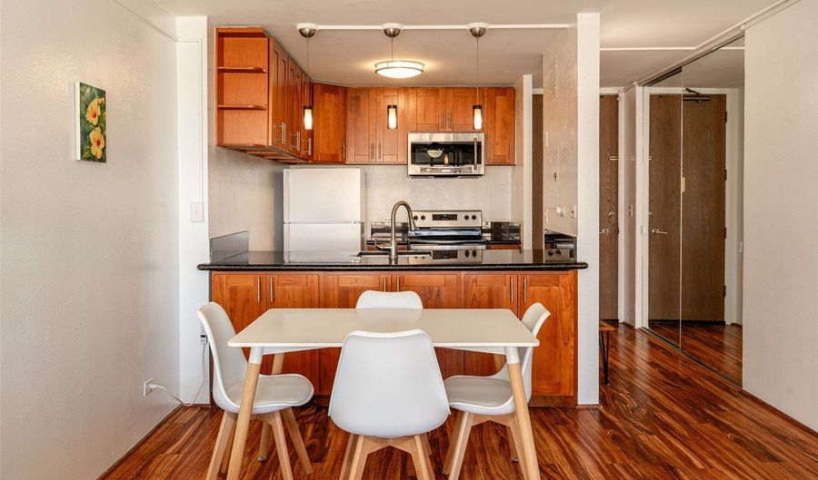 98-500 Koauka Loop 17H, Aiea, HI 96701 - 2 Beds, 1 Bath