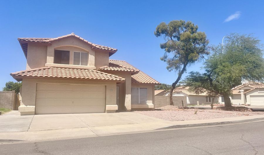 1654 W BOSTON St, Chandler, AZ 85224 - 4 Beds, 3 Bath