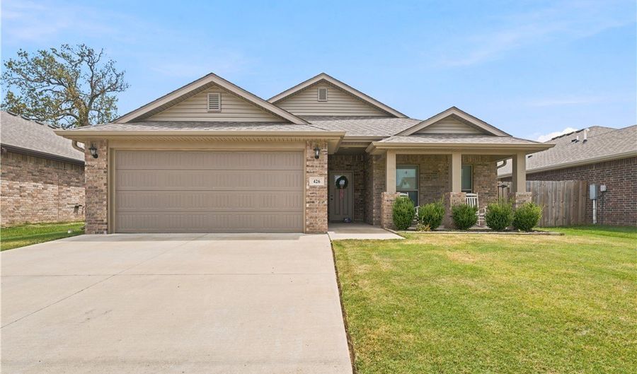 426 NW 59th Ave, Bentonville, AR 72713 - 3 Beds, 2 Bath