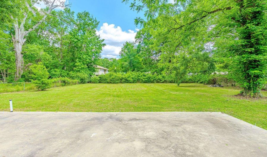 2562 N Day Dr, Baker, LA 70714 - 3 Beds, 2 Bath