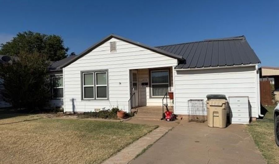 400 Commercial Ave, Anson, TX 79501 - 3 Beds, 1 Bath