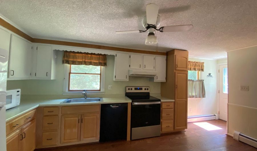 159 Gilbert Farm Rd, Bar Harbor, ME 04609 - 3 Beds, 1 Bath