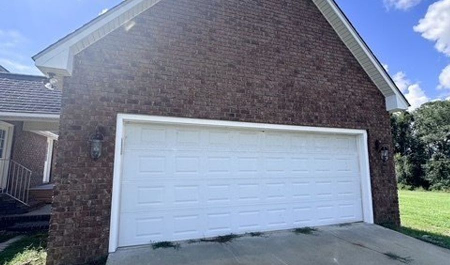 825 Springhill Rd, Alamo, GA 30411 - 3 Beds, 3 Bath