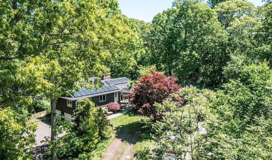 98 Fairy Dell Rd, Clinton, CT 06413 - 4 Beds, 3 Bath