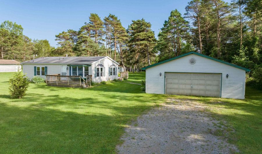 2882 School Rd, Alger, MI 48610 - 2 Beds, 2 Bath