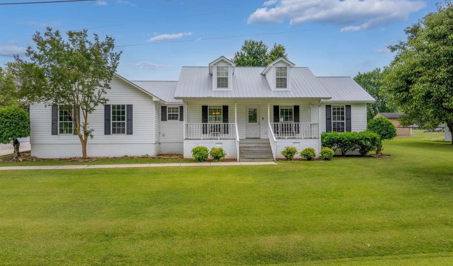 917 Leyland Dr, Albertville, AL 35950 - 3 Beds, 2 Bath