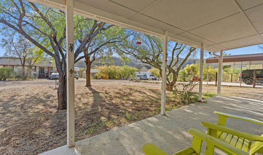 34381 S VLADIMIR St, Black Canyon City, AZ 85324 - 2 Beds, 2 Bath