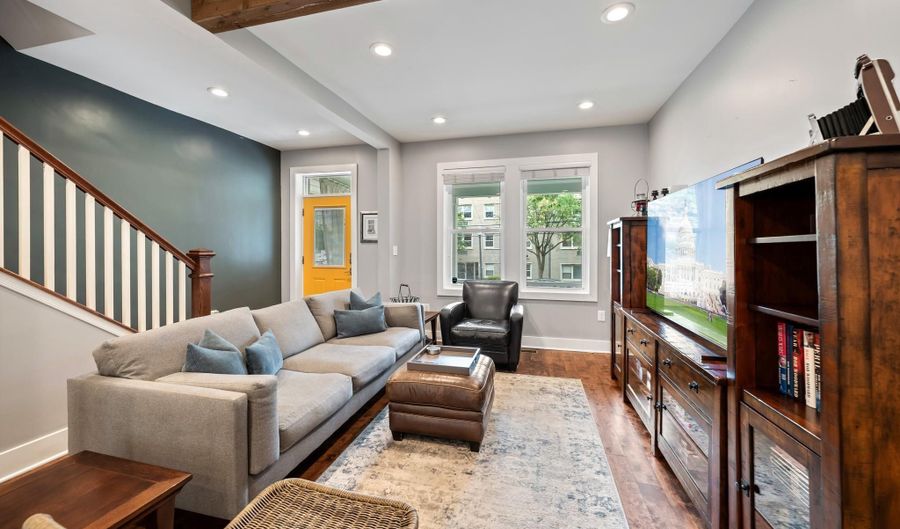 613 LONGFELLOW St NW, Washington, DC 20011 - 4 Beds, 4 Bath