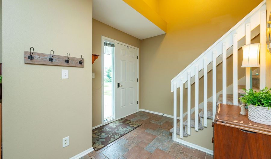 2013 NW School St, Ankeny, IA 50023 - 4 Beds, 4 Bath